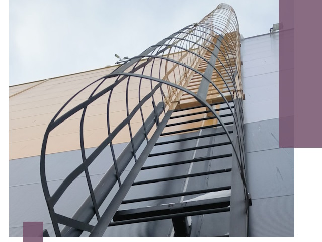 Изготовление и монтаж пожарных лестниц в Ханты-Мансийске профессионально