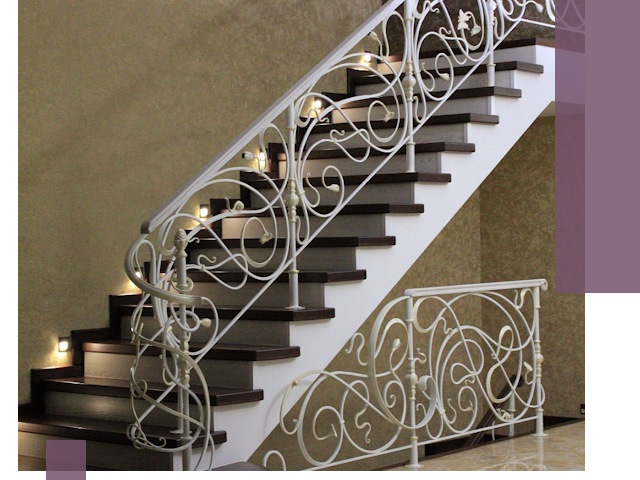Кованые лестницы под ключ в Ханты-Мансийске — изготовление и монтаж