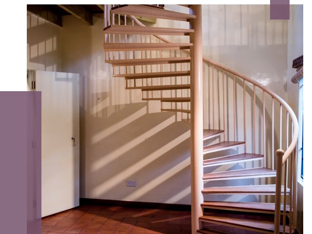 Изготовление винтовых лестниц на заказ в Ханты-Мансийске от 76057 руб. | ПРОЛЁТ-Хнт