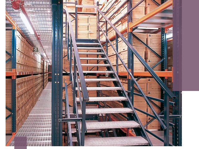 Лестницы складские прочные и безопасные под ключ в Ханты-Мансийске