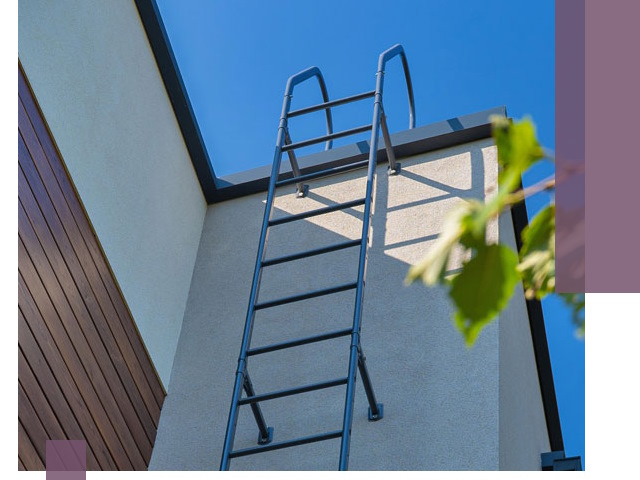 Лестницы на крышу в Ханты-Мансийске — изготовление, монтаж, демонтаж