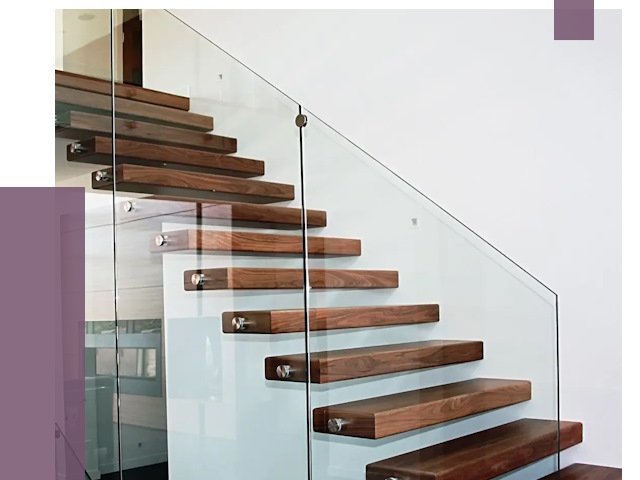 Стеклянные перила для лестницы в Ханты-Мансийске от 14803 руб.