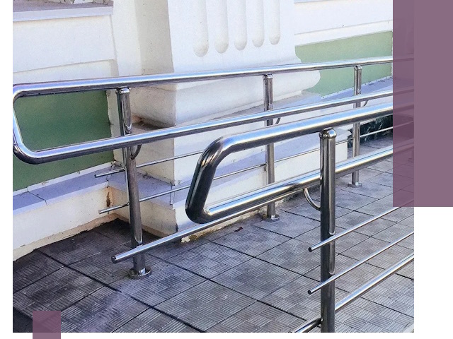 Ограждения пандусов из металла и нержавейки в Ханты-Мансийске