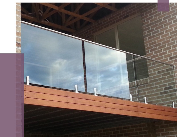 Стеклянные парапеты на крыше и террасе в Ханты-Мансийске от 11485 руб. | ПРОЛЁТ-Хнт